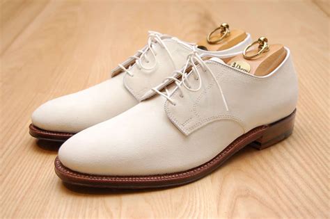 Men's White Shoes 